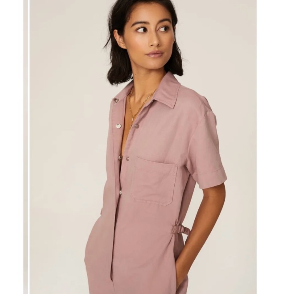 NWOT Club Monaco Size 6 Pink Short Sleeve Utility Jumpsuit with Collar